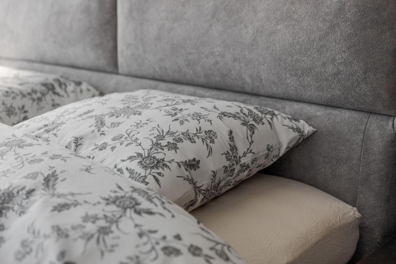 Apartman Downtown Dl Záhřeb Exteriér fotografie