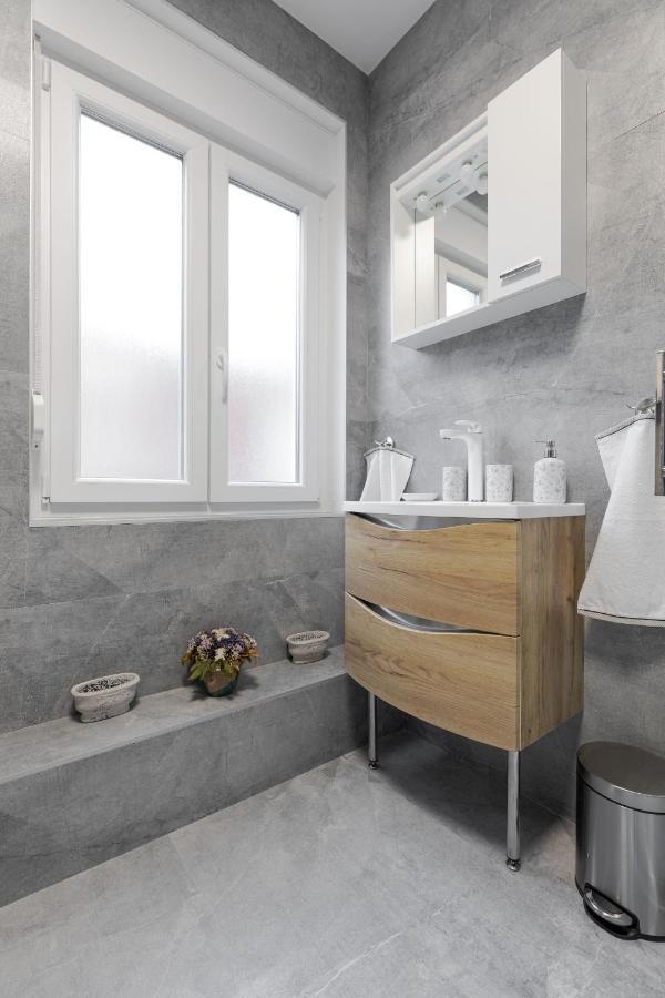 Apartman Downtown Dl Záhřeb Exteriér fotografie