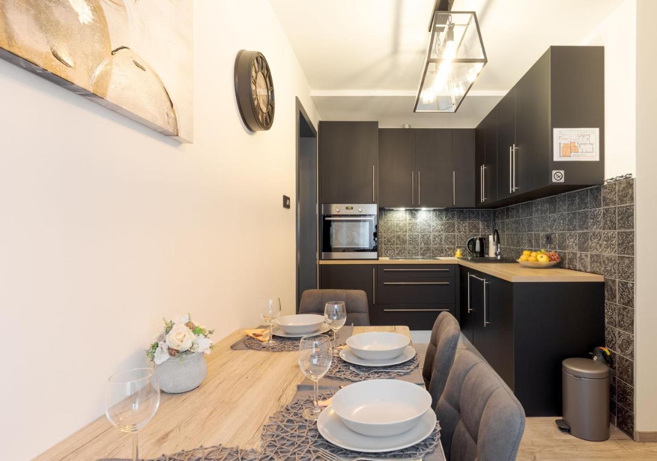 Apartman Downtown Dl Záhřeb Exteriér fotografie